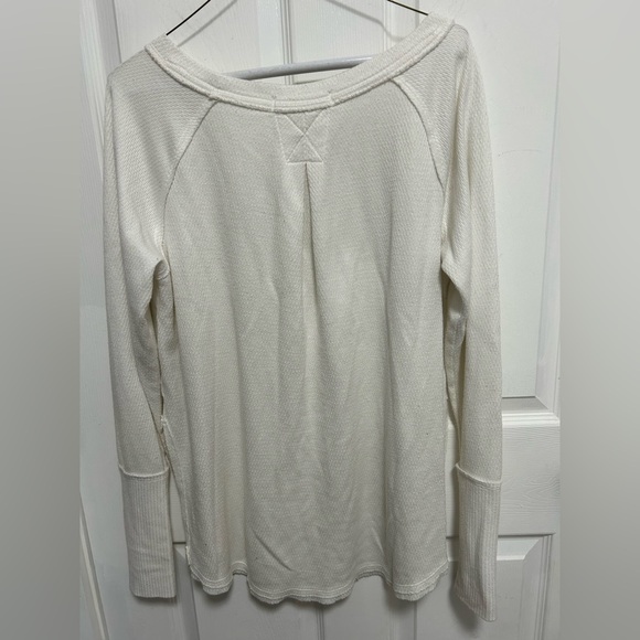 We The Free  White Sweater - Picture 5 of 6